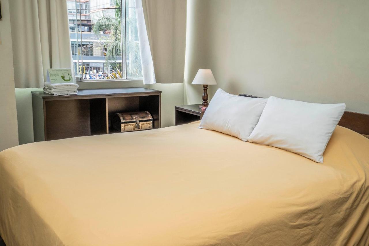 Pariwana Hostel Lima (Adults Only) Екстериор снимка